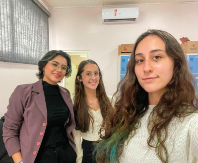 Acadêmicos de direito realizam palestra no Colégio Estadual Idália
Rocha, em Ivaiporã